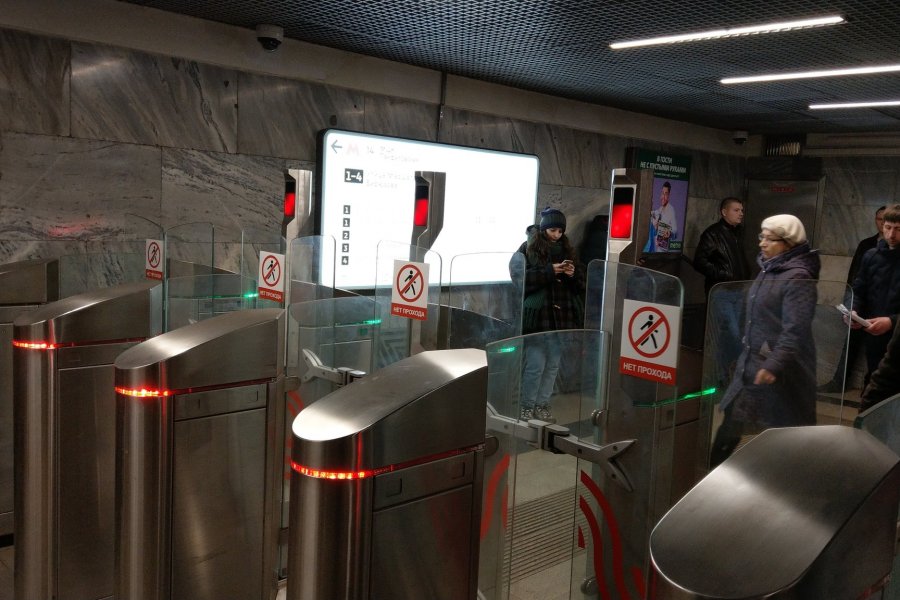 Подробнее о "В московском метро появится новая система видеонаблюдения"