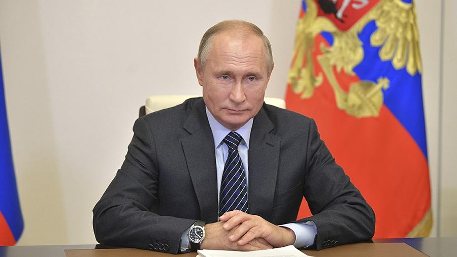 Подробнее о "Путин поздравил россиянок с 8 Марта"