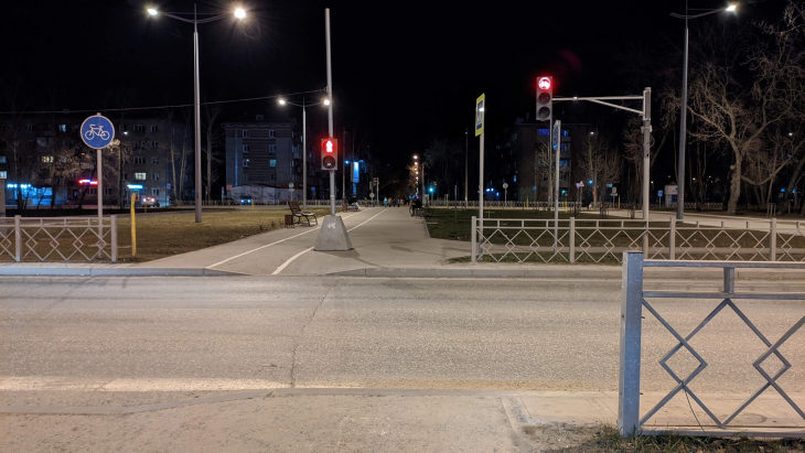 Подробнее о "В Перми установили первый в городе светофор для велосипедистов"