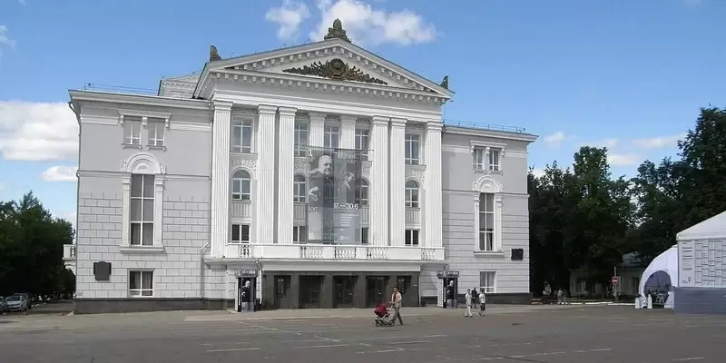 Подробнее о "Пермский театр оперы и балета покинули артисты из Бразилии, Финляндии и Японии"