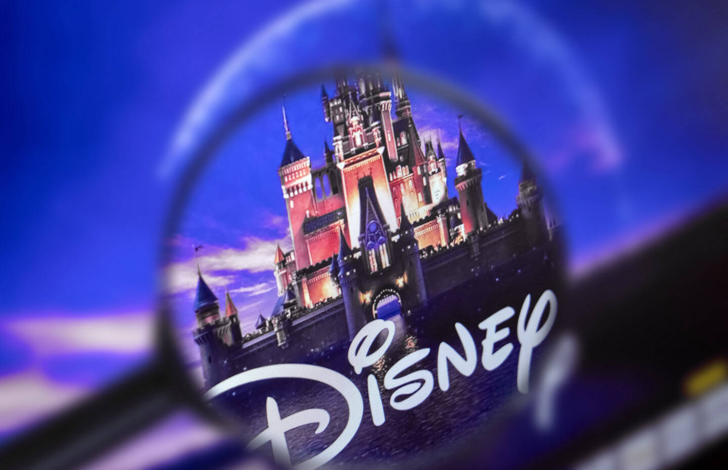 Подробнее о "Disney снимет с проката свои фильмы, которые уже вышли в российских кинотеатрах"
