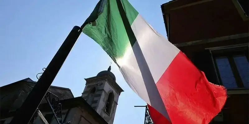 Подробнее о "Итальянская Eni планирует открыть рублевый счет для расчетов за газ"