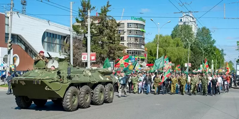 Подробнее о "28 мая в День пограничника в Перми ограничат движение транспорта"