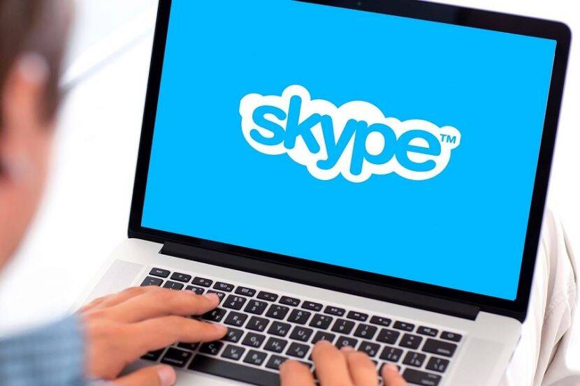 Подробнее о "Skype и Outlook могут перестать работать в России"