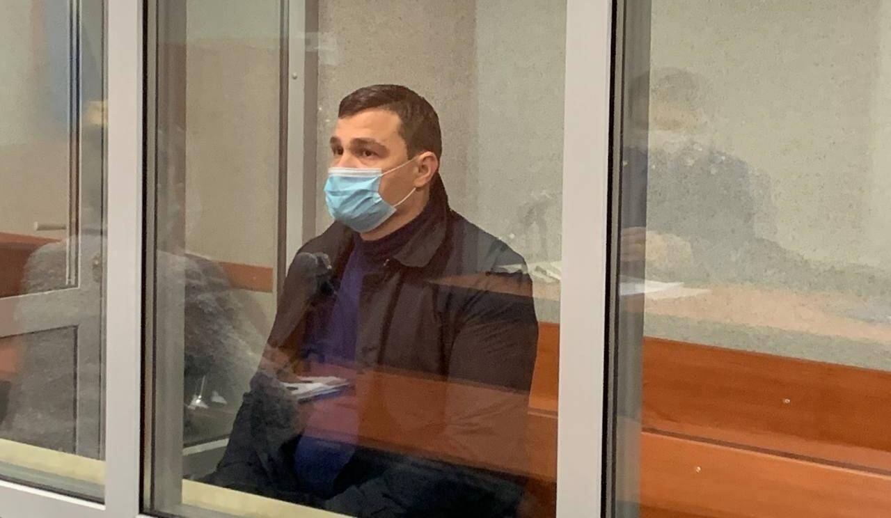 Подробнее о "Суд продлил меру пресечения экс-депутату заксобрания Александру Телепневу"
