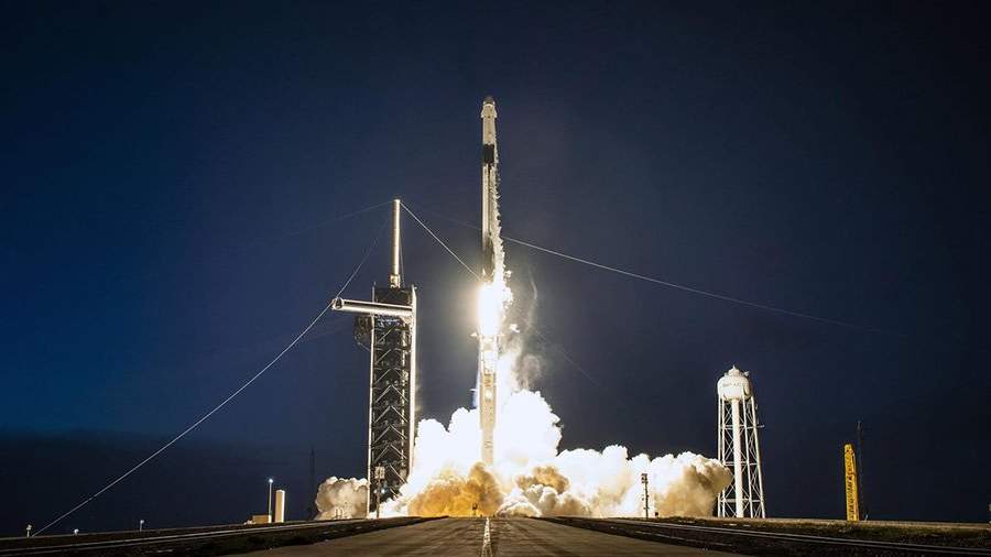 Подробнее о "Space X запустила сверхтяжёлую ракету-носитель Falcon Heavy"