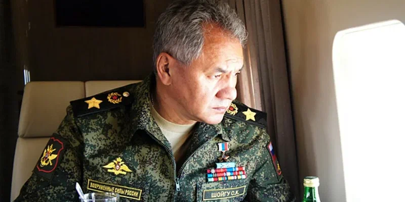 Подробнее о "Минобороны РФ. Шойгу посетил позиции российских военных в Украине"
