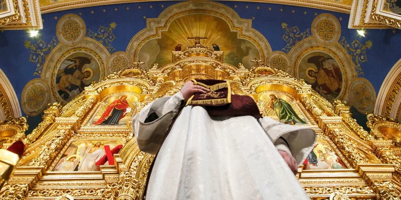 Подробнее о "В ночь с 6 на 7 января в храмах Перми пройдут Рождественские службы"