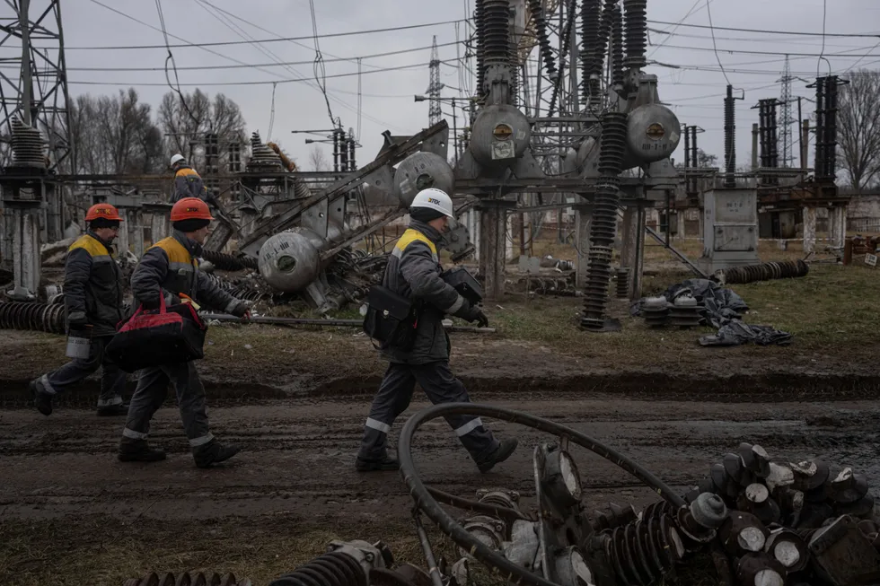 Подробнее о "Одесса и часть Одесского района остались без электричества второй раз за сутки"