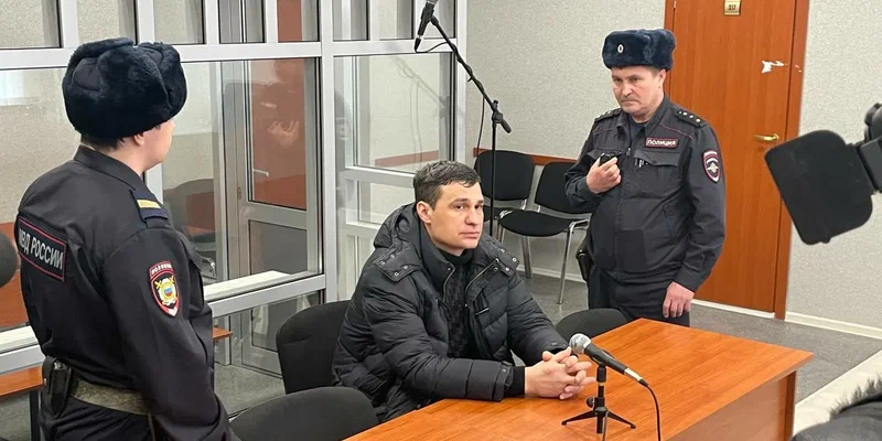 Подробнее о "Экс-депутата Александра Телепнёва за драку приговорили к 4 годам колонии"