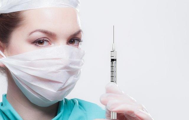 Подробнее о "В Пермский край поступит 49 тыс. доз вакцины от клещевого энцефалита"