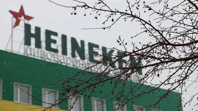 Подробнее о "Heineken продал российские активы за 1 евро"