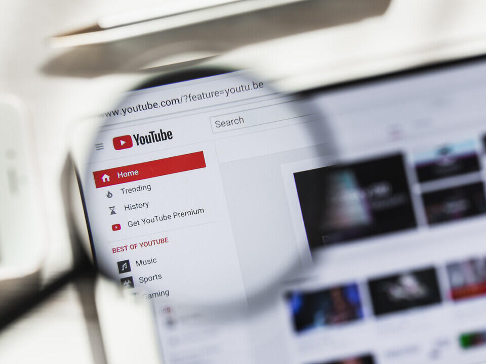 Подробнее о "YouTube будет удалять видео с недостоверной медицинской информацией"