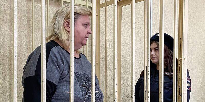Подробнее о "Замдиректора гимназии отправили под домашний арест после стрельбы в Брянске"