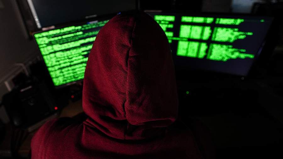 Подробнее о "Microsoft обвинила российских хакеров в краже электронных писем руководства компании"