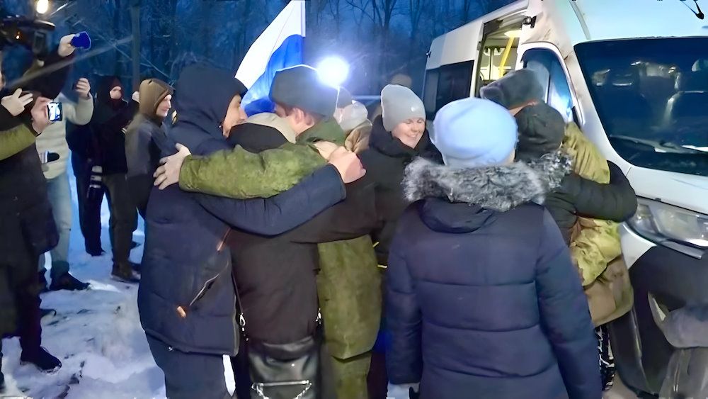 Подробнее о "Из украинского плена освободили семь военнослужащих из Прикамья"