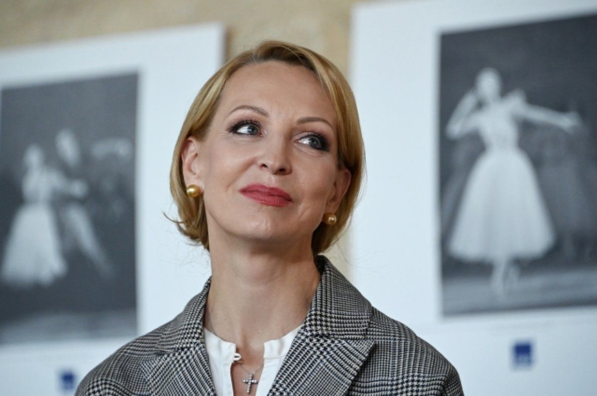 Подробнее о "Балерину Илзе Лиепу лишили литовского гражданства"