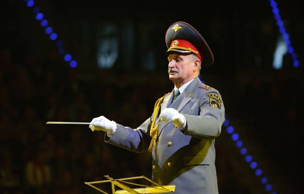 Подробнее о "Путин наградил дирижера Пермского губернского оркестра"